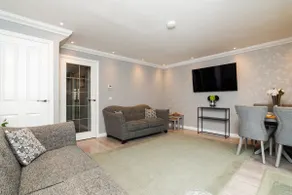 3BR Parking Nr Dalhousie Castle &Edinburgh Airport - Image 2