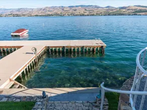 1. Silva House Lake Front + Hot Tub on South Shore - Image 2