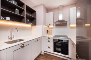 Modern Urban Oasis 2BR at Canada Cardens Wembley - Image 5