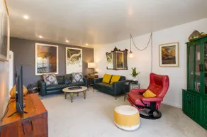 Abode at 124°West -Stylish Retreat Downtown Arcata - Image 4