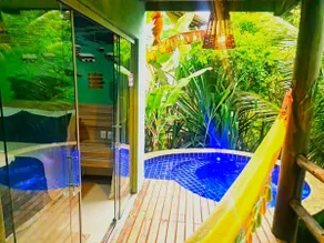 Oasis: Room with Heated Jacuzzi for 5 People - Image 4