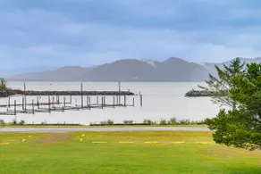 Walk to Marina! River-View Retreat in Hammond - Image 2