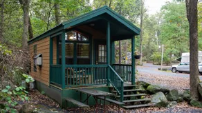 Cozy Cottage w/ Fire Pit | Sleeps 5 Gettysburg KOA - Image 3