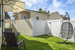 3BR Modern Gem in the Center, Near Disneyland - Image 4