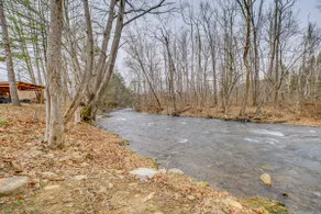 The Rock House: Damascus Cabin w/ River Access! - Image 2