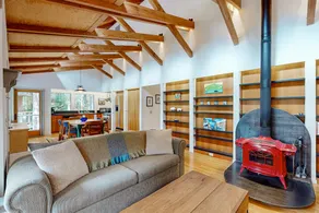 Forested home with deck & grill near the Lodge, do - Image 3