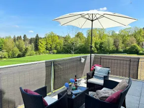 Appartamento con giardino, terrazza e griglia | Vista sul giardino - Image 2