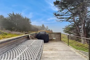 Stoney House - Blufftop home with private hot tub - Image 3