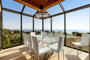 Luxe retreat with ocean views, hot tub, & gourmet - Image 5