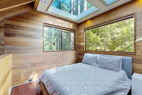 Forested cabin with private hot tub & ocean views - Image 5
