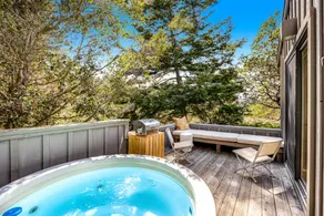 Sea Ranch cottage with private hot tub in the redw - Image 3