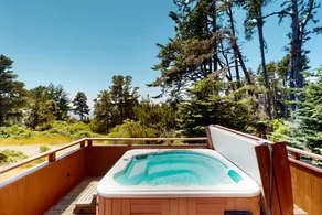 The Great Escape | Luxe Sea Ranch home with hot tu - Image 3