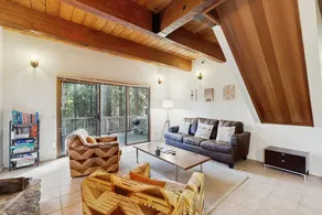 Deep Woods Hideaway - Dog-friendly forest retreat - Image 2