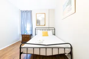 Near Downtown Sunny Sweetheart Unit - Image 5