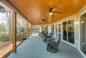 Private Dock + River View: Cabin Retreat in Jesup - Image 2