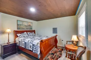 Explore Cades Cove & Smoky Mtns! Restored Cabin - Image 5