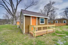 Explore Cades Cove & Smoky Mtns! Restored Cabin - Image 3