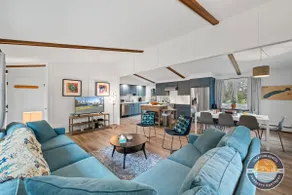 Pet-Friendly Lake Como Retreat 2BR - Image 5
