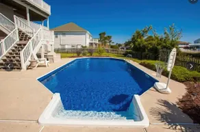 Serenity Sound House: Sandbridge Oasis with pool - Image 3