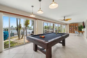 Aruba Breeze Retreat | Hot Tub & Pool Table - Image 3