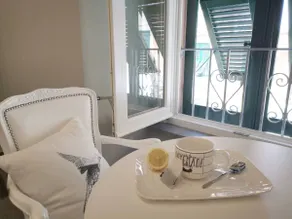 Vernazza Luxury Apartment - Image 5