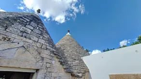 Charming trullo with a heated pool and panoramic views - Image 4