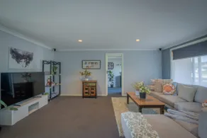 Spacious 4BR Family Home - BBQ Fast WiFi 6min to Launceston CBD - Image 3