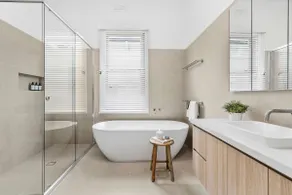 Bonnie Belle - Luxury Stay in Geelong CBD - Image 5