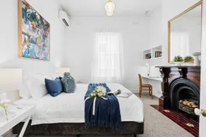 Bonnie Belle - Luxury Stay in Geelong CBD - Image 4