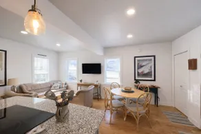 Conveniently located, spacious home located on Bailey Island in Harpswell! - Image 5