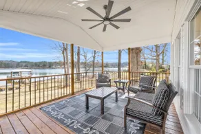 15% Off! Lake Greenwood Waterfront Stay - Image 5
