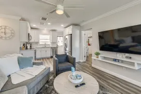 5 Mi to Riverwalk: Bradenton Family Home w/ Yard - Image 5