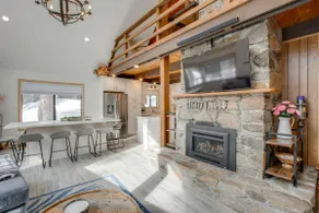 5 Mi to Soda Springs Mtn Resort: Forest-view Gem! - Image 4