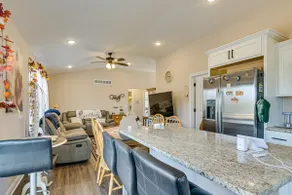 Relax & Reconnect! Family Getaway in Dry Ridge - Image 2