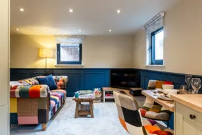 The Cowshed - Stunning 1 Bedroom Cottage - Image 3