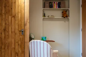 The Cowshed - Stunning 1 Bedroom Cottage - Image 4