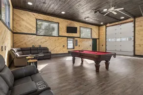 Sleeps 11 Hot Tub Game Room Near Watkins Glen - Image 3