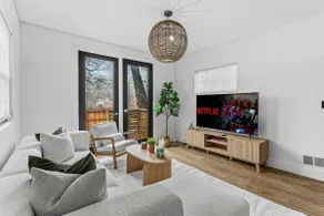 The Philips Mansion Detroit 7BR | 3King • Fire Pit - Image 2