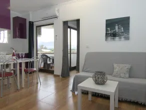 Moderne og munter lejlighed. Gratis Wifi - Image 4