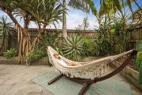 Pet Friendly House Opposite Bokarina Beach - Image 3