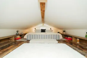 Lone Star Bungalow with Hiking & Lake access - Image 3