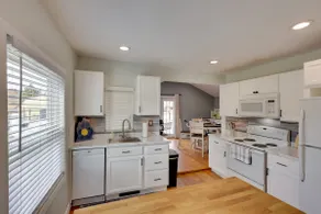Near Pine Knob, Lakes & Trails! Ortonville Getaway - Image 5