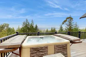 Two BR home with hot tub & incredible views - Image 2