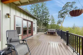Two BR home with hot tub & incredible views - Image 4