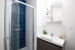 One-bedroom apartment - Lille Fives metro - Image 5