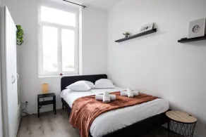 One-bedroom apartment - Lille Fives metro - Image 3