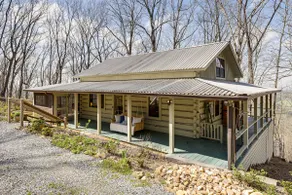 Deck, Sauna & Mtn View! Fort Payne Cabin - Image 2