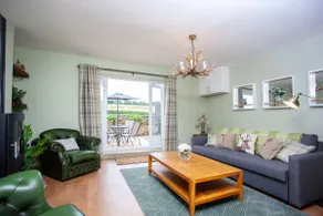 Stylish 3-Bed Home - Sleeps 5 - Bishop Auckland - Image 3