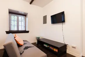 Comfort & Getaway in Old Levis - Studio Urbain - Image 5