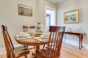 Historic Lebanon Gem: Central Walkable Location! - Image 2